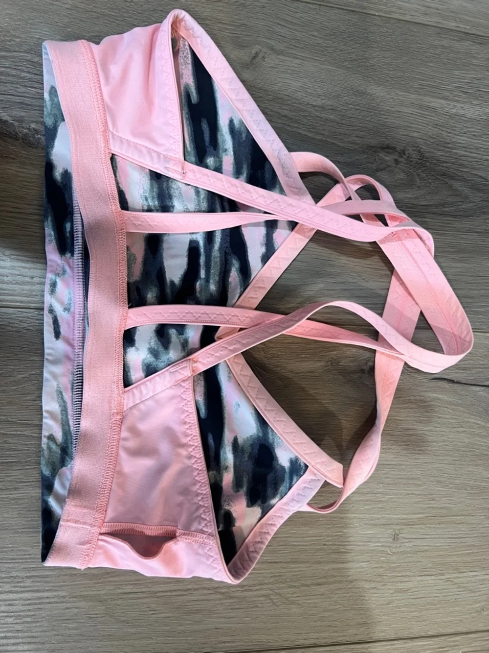 Lululemon Camo Waterbound Pink Strappy bra swim top Size 8 - Picture 5 of 5